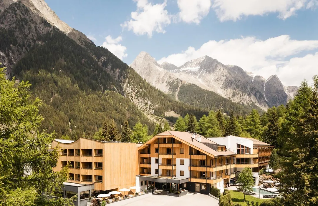 Falkensteiner Hotel Antholz - Adults only-1
